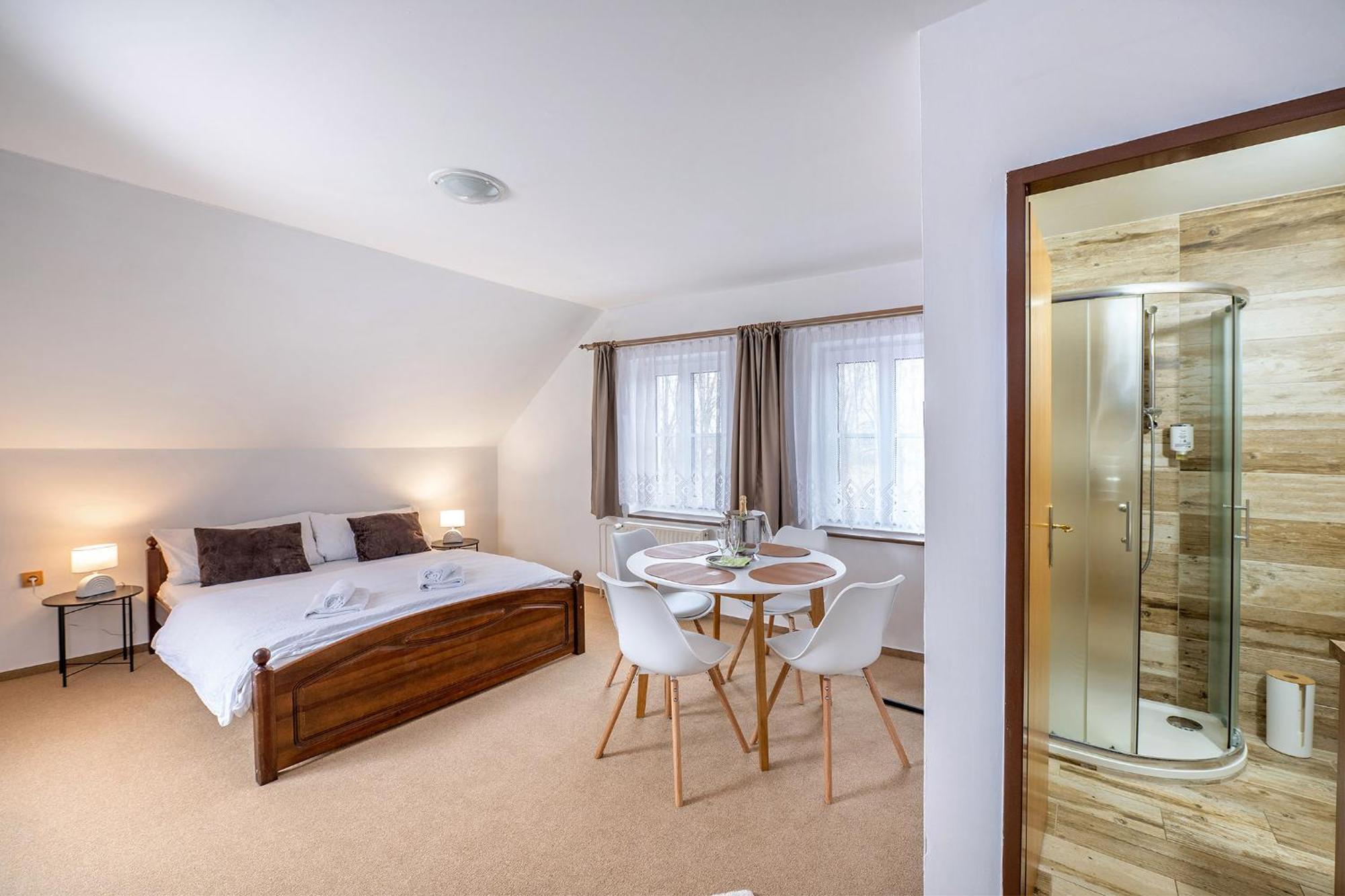 Rodinny Hotel Myslivna Třeboň Extérieur photo