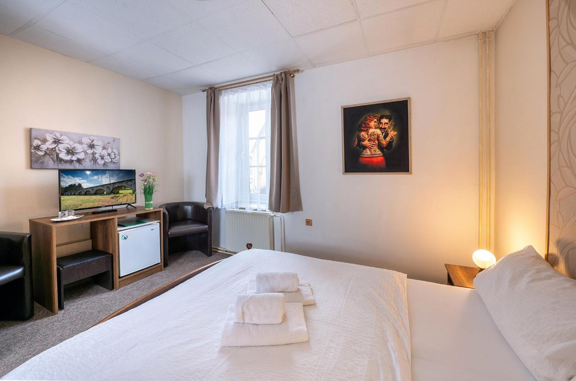 Rodinny Hotel Myslivna Třeboň Extérieur photo