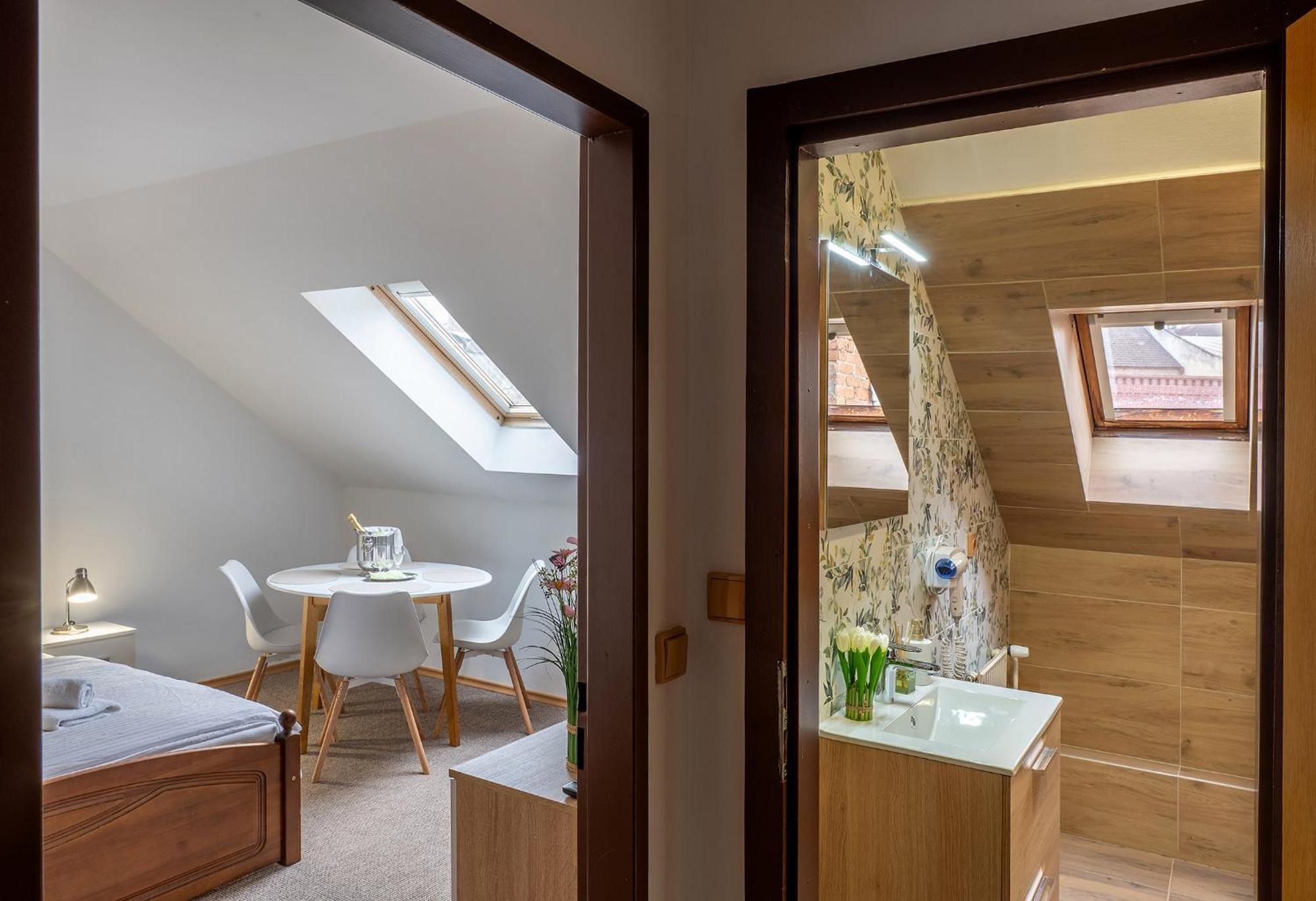 Rodinny Hotel Myslivna Třeboň Extérieur photo