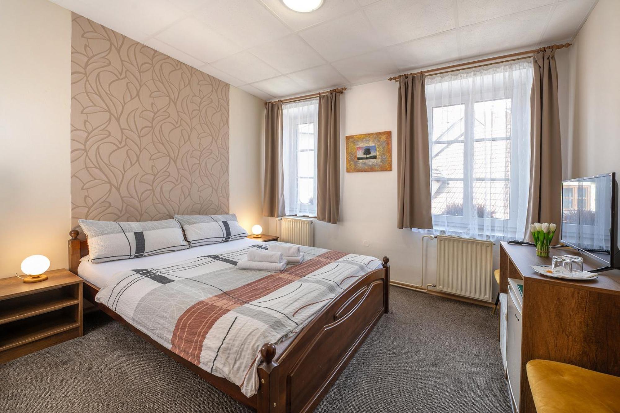 Rodinny Hotel Myslivna Třeboň Extérieur photo