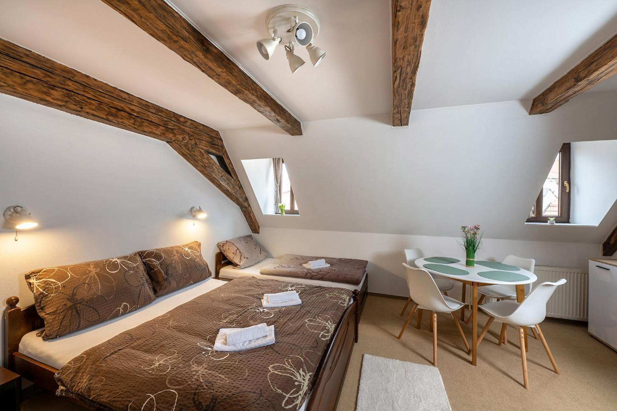 Rodinny Hotel Myslivna Třeboň Extérieur photo
